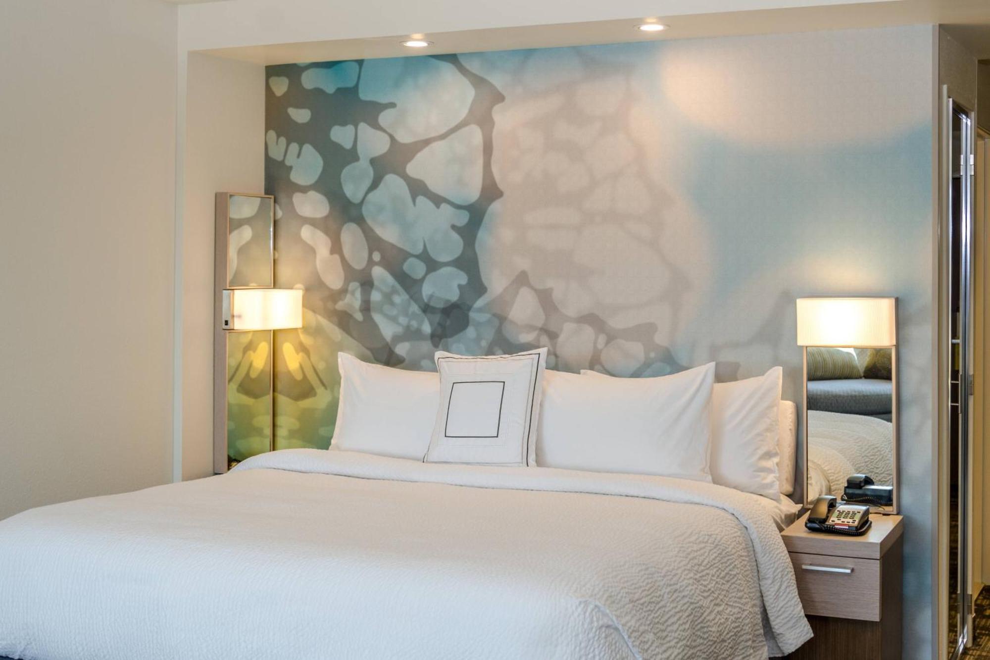 Courtyard By Marriott Somerset Bagian luar foto