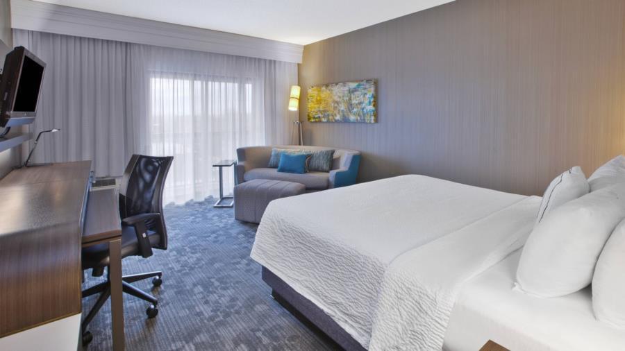 Courtyard By Marriott Somerset Bagian luar foto