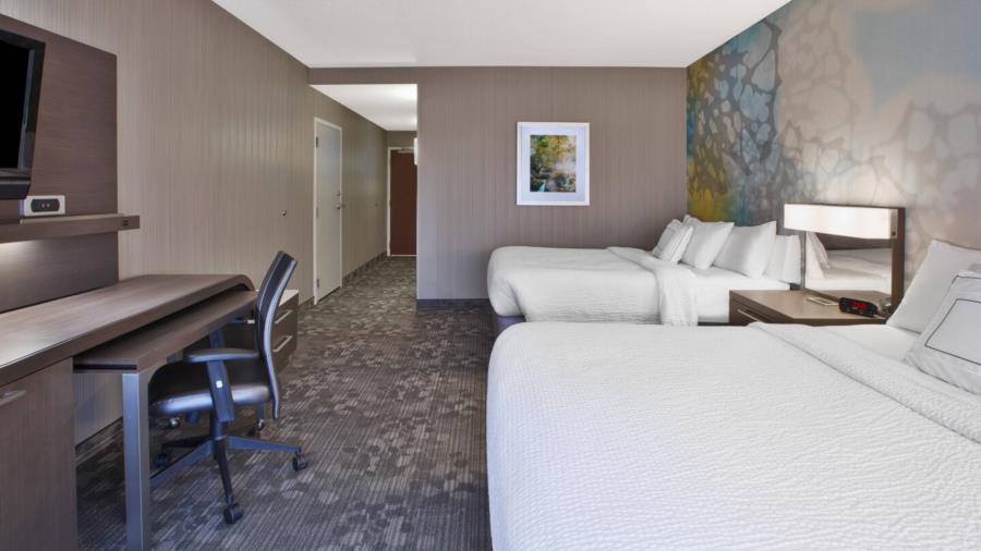 Courtyard By Marriott Somerset Bagian luar foto